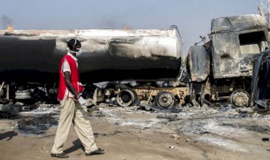 Nijerya'da zincirleme kaza faciaya dönüştü: 20 ölü