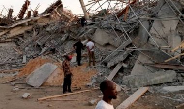 Nijerya'da bina çöktü: 15 ölü