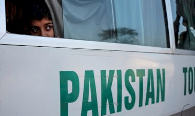 Hindistan'da mahsur kalan Pakistanlılar ülkelerine döndü