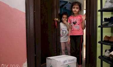 IHO-EBRAR'dan İstanbul'da onlarca aileye Ramazan yardımı