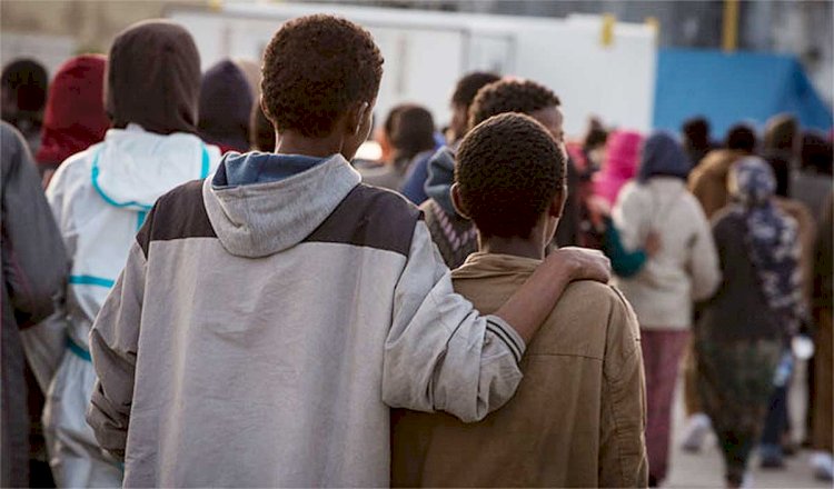 Çoğunluğu Müslüman 14 bin refakatsiz çocuk AB'ye ilticada bulundu