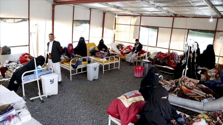 Aden'de sel felaketi sonrası 3 bin kişi salgın hastalığa yakalandı
