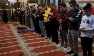 Batı Şeria'daki Harem-i İbrahim Camisi ve Doğuş Kilisesi ibadete açıldı