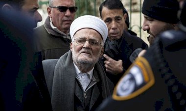 Şeyh İkrime Sabri'ye 4 ay Mescid-i Aksa'dan uzaklaştırılma cezası