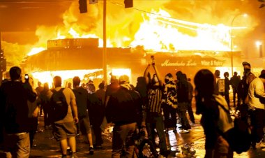 Bu kaos manzaraları CIA'e bir şeyler hatırlatıyor mu?