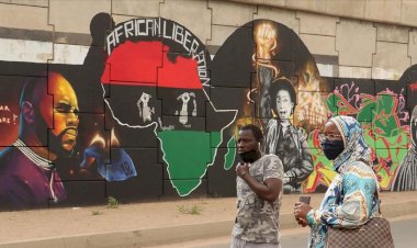 Senegal'de ırkçılık karşıtlığı duvarlara grafiti olarak yansıyor