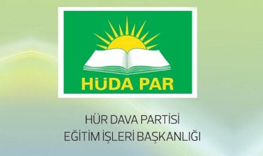 'Eğitim sistemi resmi ideolojinin etkisiyle yazboz tahtasına dönmüştür'
