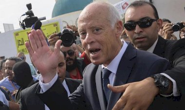 'Sömürge dönemi için Fransa'dan özür beklemek Tunusluların hakkı'