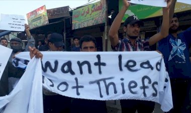 YPG'nin keyfi tutuklamaları Deyrizor'da protesto edildi