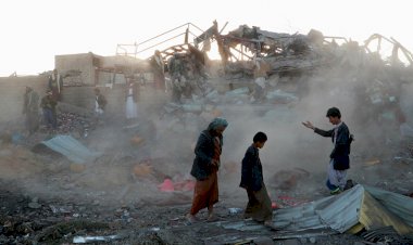 Suudi Arabistan Batı'nın silahlarıyla Sana'yı bombalıyor