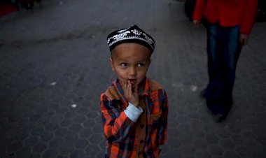 Çin'in ailelerinden kopardığı Uygur çocukların bulunduğu yetimhaneler