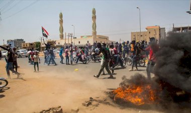 İslami grupların protestolarını engellemek için köprüler ve büyük camiler kapatıldı