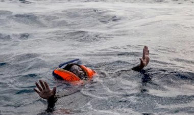 Akdeniz'de günlerdir sürüklenen göçmenin cesedini kimse almıyor