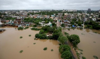 Hindistan'ın Assam eyaletinde sel ve heyelanlarda ölenlerin sayısı 111'e yükseldi