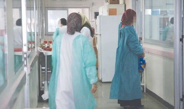 Cezayir'de 2 bin 300 sağlık çalışanı enfekte oldu