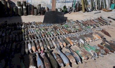 Libya'da sivil yerleşimlerden temizlenen 10 ton patlayıcı imha edildi