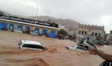 Yemen'de sel felaketi yıktı geçti
