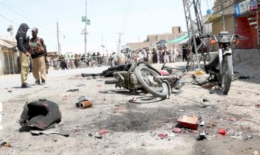 Pakistan'da bombalı saldırı: 5 ölü, 20 yaralı