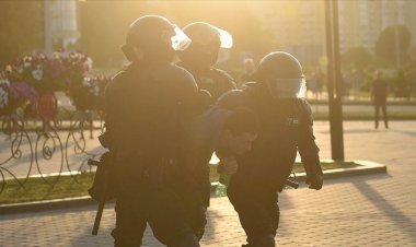 Belarus’taki protestoların üçüncü gününde 1000’den fazla kişi gözaltına alındı