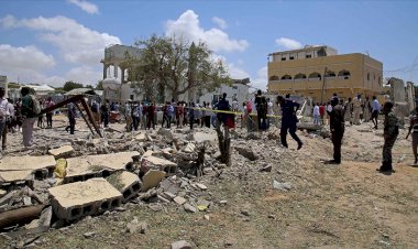 Somali'de otele bombalı saldırı