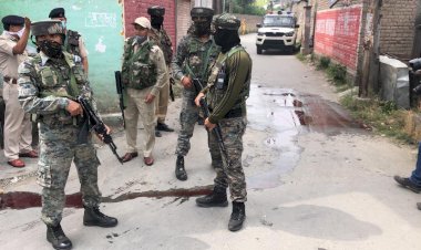 Cammu Keşmir'de çatışma: 3 direnişçi şehid oldu