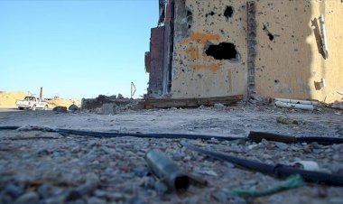 Libya'da Hafter milisleri Sirte'nin Ebu Hadi bölgesini kuşattı