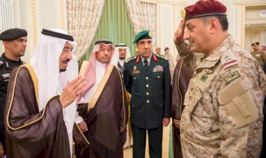 Suudi Arabistan'da üst düzey askeri komutan ve bir yetkili görevden alındı