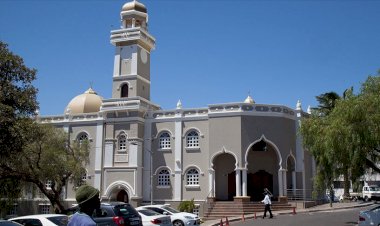 Güney Afrika’da hoparlörden ezan yasağına tepki: Hala ezan ile uğraşılması üzücü