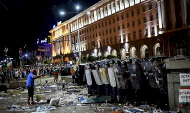 Hükümet karşıtı gösterilerin düzenlendiği Bulgaristan'da Adalet Bakanlığına yeni isim getirildi