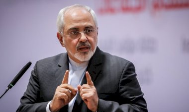 Zarif: Peygambermize hakareti 'ifade özgürlüğü' olarak niteleyen Batı ülkelerinin tutumu 'kurumsallaşmış iki yüzlülüktür'