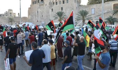 Libya'daki protestolarda Hafter milisleri göstericilere ateş açtı: 5 yaralı