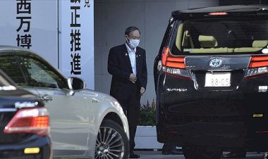Japonya’da iktidardaki Liberal Demokrat Partinin başkanlığına Suga Yoşihide seçildi