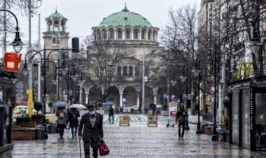 Bulgaristan casusluk suçlamasıyla 2 Rus diplomatı sınır dışı etti