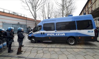 İtalyan savunma şirketinden hassas bilgileri çalmakla suçlanan 2 kişi gözaltına alındı