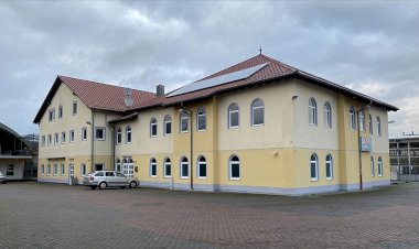 Almanya'da camiye ırkçı tehdit mektubu