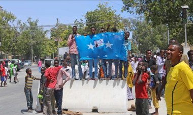 Somali'de seçimlerdeki belirsizlik ülkeyi kaosa sürüklüyor