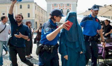Avrupa'da yükselen İslam karşıtlığı: Burka ve peçe yasakları