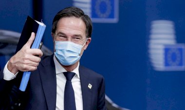 Hollanda seçimlerini Mark Rutte üst üste 4'üncü kez kazandı