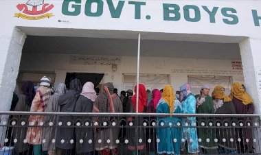 Hindistan'ın Cammu Keşmir bölgesindeki 'yarı dul kadınlar' seslerini duyurmaya çalışıyor