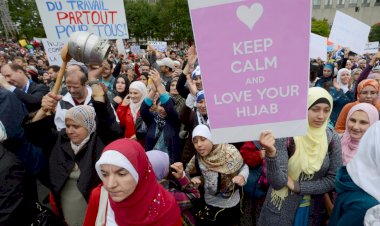 Kanada'nın Fransız eyaleti Quebec kamuda başörtüsünü yasakladı