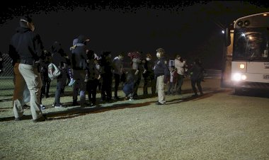 ABD'de Arizona Valisi mülteci akınını durdurmak için Meksika sınırına Ulusal Muhafızları gönderiyor