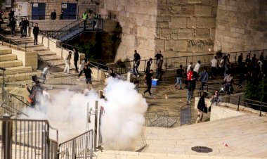 İşgalci İsrail polisinin Kudüs’te Filistinlilere müdahalesinde 105 kişi yaralandı