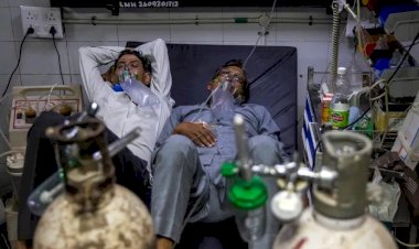 Hindistan'da 1 günde 323 bin 144 vaka