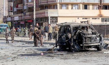 Afganistan'da güvenlik müdürünün aracına saldırı: 3 ölü