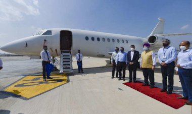 Koronavirüs vakaları artınca Hintli zenginler özel jetlerle ülkelerinden kaçmaya başladı!