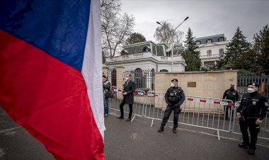 Çekya-Rusya ilişkilerini derinden sarsan 'diplomat krizi' sürüyor