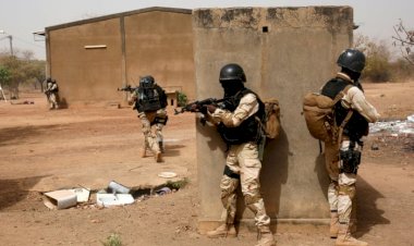 'Kimliği Belirsiz Silahlılar' grubu Burkina Faso'da saldırdı: 12 ölü