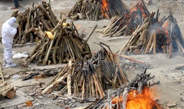 Hindistan'da son 24 saatte 4 bin 194 can kaybı