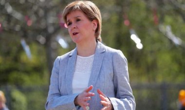 İskoçya Bölgesel Başbakanı Sturgeon'dan İşgalci İsrail'e tepki: Ramazan'da bir camiye saldırmak affedilemez