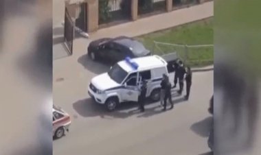 Tataristan’daki bir okulda düzenlenen silahlı saldırıda 1 öğretmen ile 8 öğrenci hayatını kaybetti